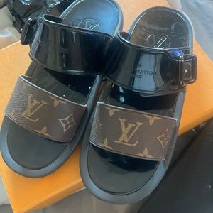 Louis Vuitton Mule Sandals